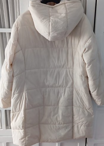 LC Waikiki krem Kapüşonlu Kadın Mont - Görsel 7