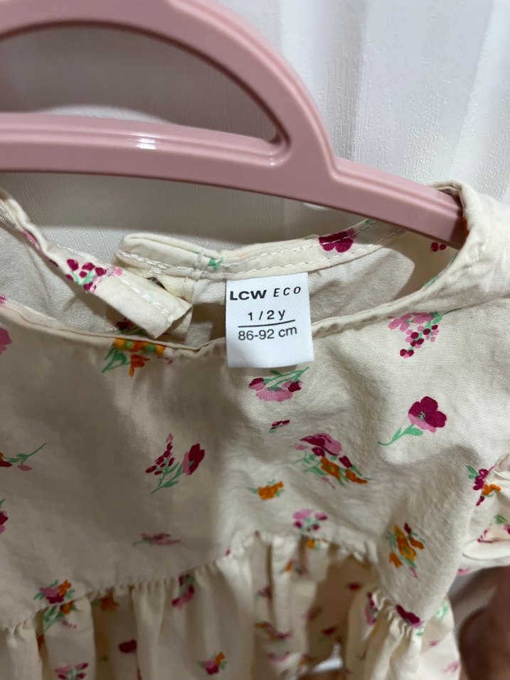 Çiçek Desenli Pamuklu Kız Çocuk Elbise - Görsel 4