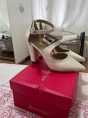 Topuklu ayakkabı - Görsel 5