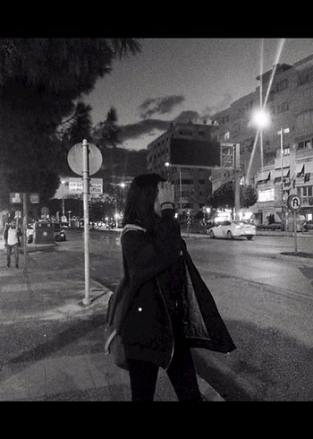 Siyah Kapüşonlu Fermuarlı Kadın Ceket - Görsel 2