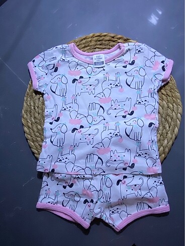 Kız bebek pijama takımı