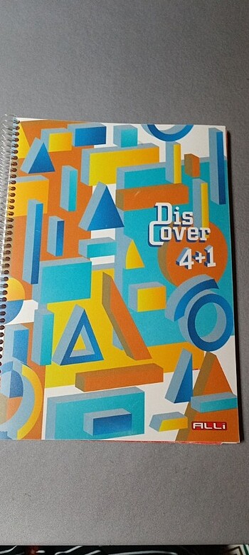 130 yaprak çizgili kareli defter 