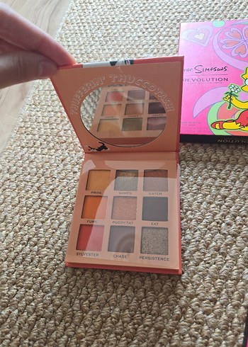 Revolution Göz Farı Paleti - Görsel 3