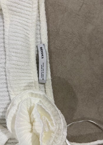 Bershka Beyaz Triko Askılı Genç Bluz