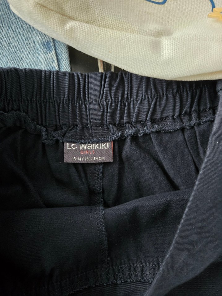 Kız çocuk etek ,pantalon,bez Çanta ve Tavşan Şapka - Görsel 3