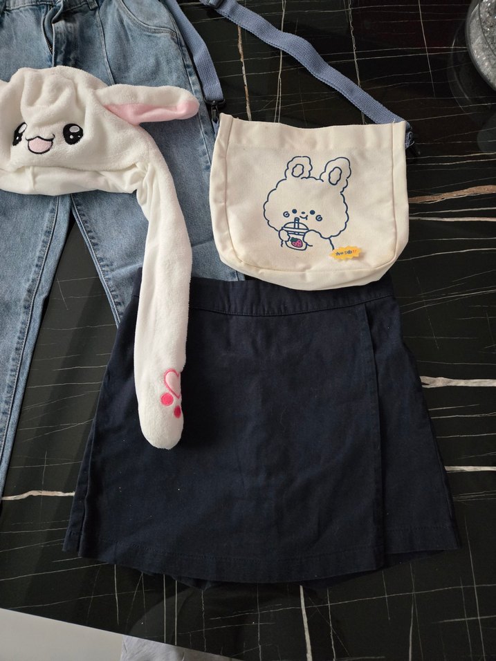 Kız çocuk etek ,pantalon,bez Çanta ve Tavşan Şapka - Görsel 2