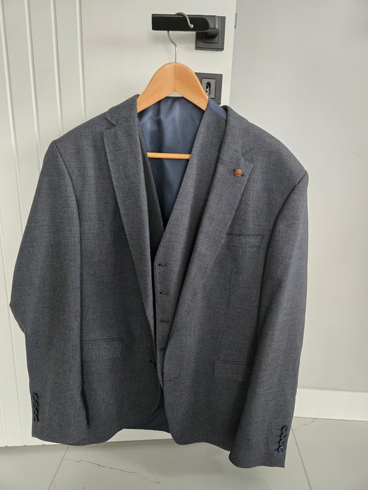 Gri Erkek Klasik Kesim Düğmeli Ceket ve Yelek - Görsel 2