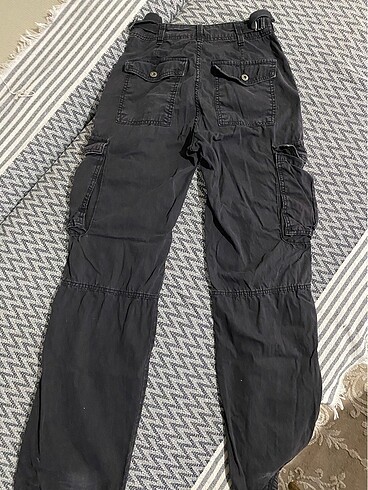 Bershka Kargo pantolon