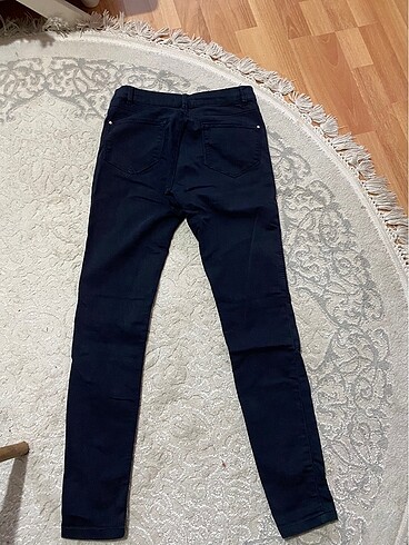 Bershka Pantalon