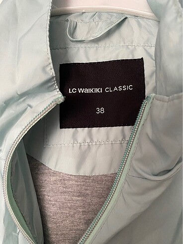 LC Waikiki Yağmurluk