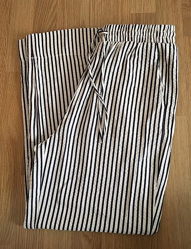 Stradivarius çizgili kumaş pantolon