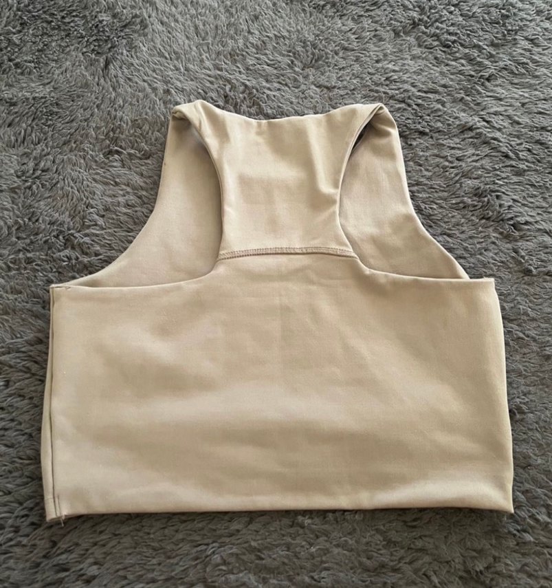 Oysho Model Halter Yaka Yumuşacık Crop Top - Görsel 5