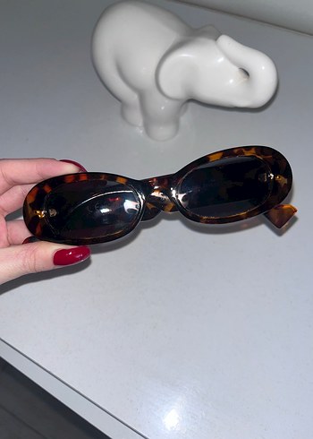 Vogue model Bershka gözlük - Görsel 2