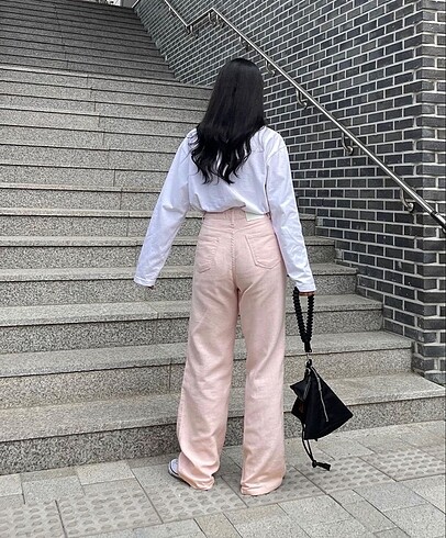 Mango regina mom jean