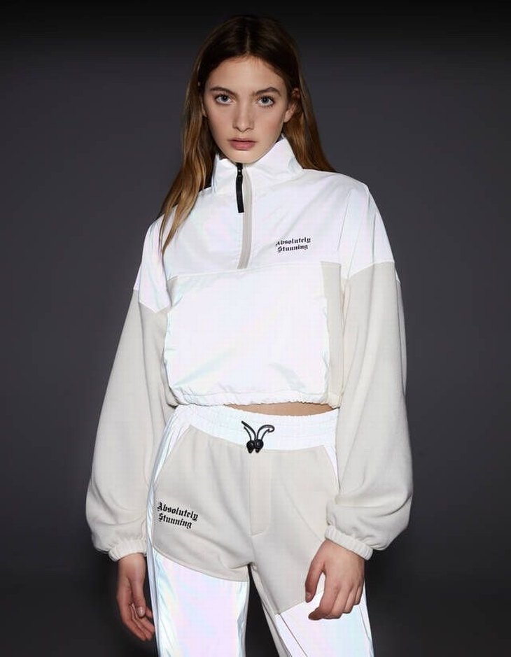 BERSHKA hologramlı sweatshirt - Görsel 2