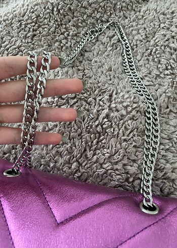 BERSHKA parlak çanta - Görsel 3