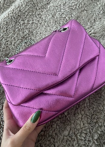 BERSHKA parlak çanta - Görsel 7