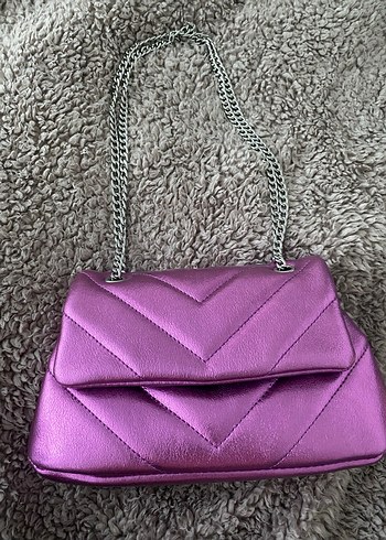 BERSHKA parlak çanta - Görsel 2