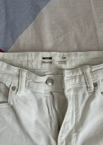 Bershka Kadın Beyaz Jean