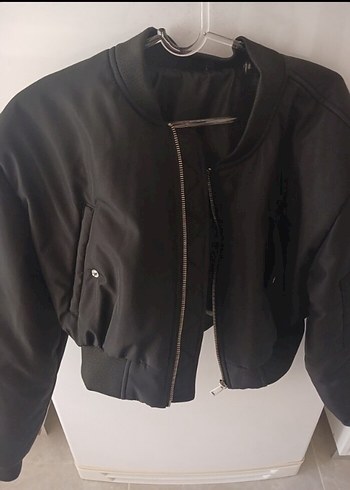 Trendyol & Milla Milla Vatkalı Crop Bomber Ceket
