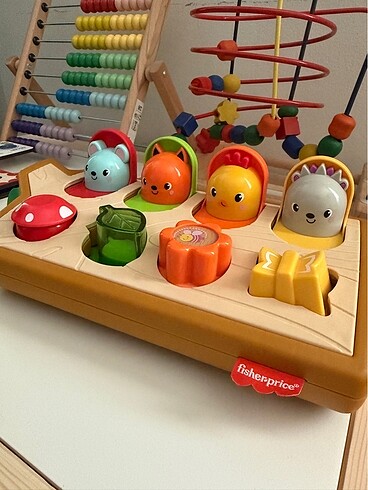 Fisher-Price Süprizli Arkadaşlar Aktivite Oyuncağı