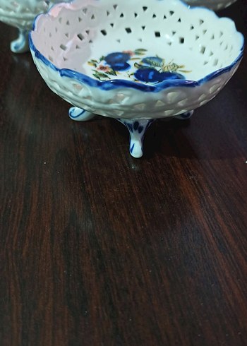 Mavi Çiçek Desenli Delikli sunumluk - Görsel 2