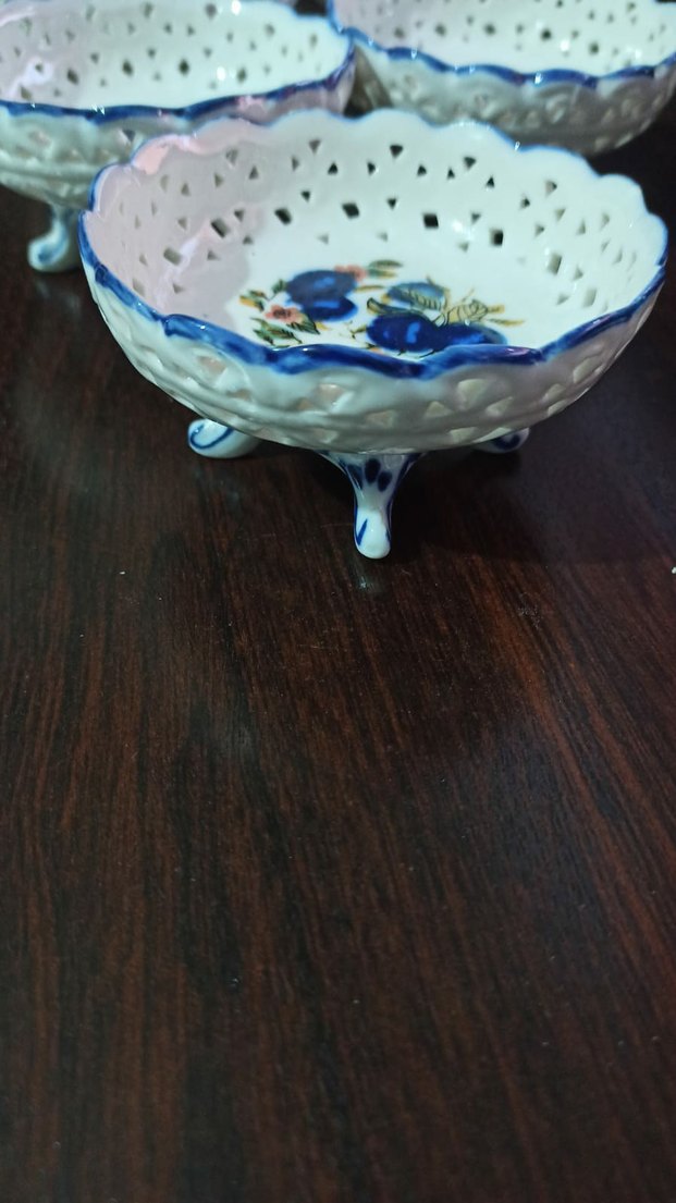 Mavi Çiçek Desenli Delikli sunumluk - Görsel 2