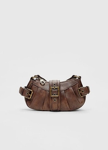 Stradivarius metal tokalı çanta 