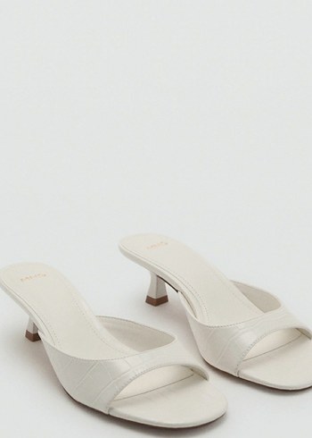 Beyaz Minimalist Stiletto Topuklu Kadın Sandalet