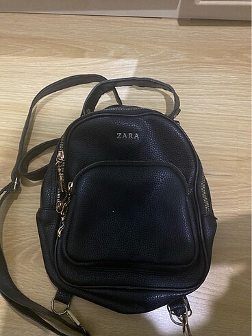 Zara sırt çantası