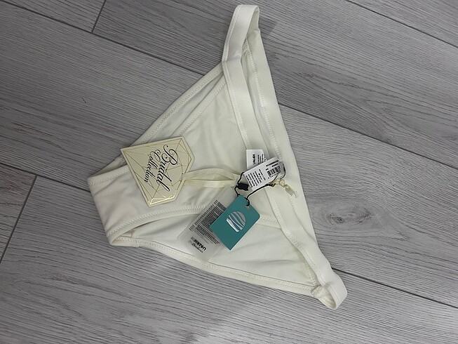Koton Beyaz just married bikini altı
