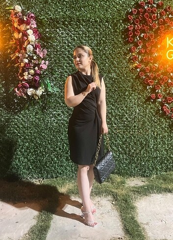 Siyah elbise - Görsel 2