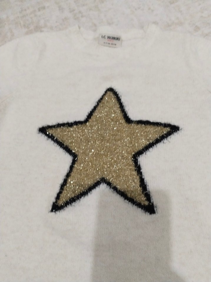 Nakışlı Yıldız Detaylı Beyaz Triko Kazak - Görsel 3