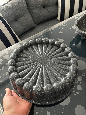  Beden gri Renk Kek kalıbı
