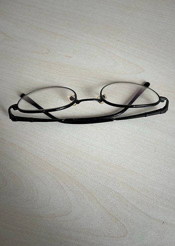 Guess Şeffaf Camlı Minimalist Kadın Gözlüğü - Görsel 2