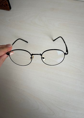 Guess Şeffaf Camlı Minimalist Kadın Gözlüğü - Görsel 5