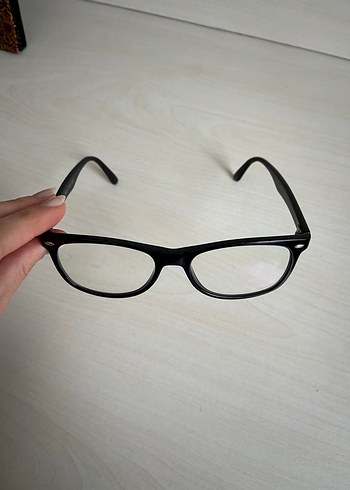 Guess Şeffaf Siyah Minimalist Kadın Gözlüğü - Görsel 4