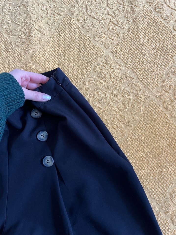 Zara Düğmeli siyah Midi Kadın Kumaş Pantolon - Görsel 3