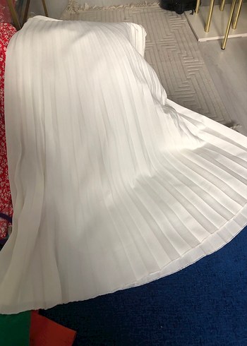 Beyaz Pilili Uzun Kadın Etek - Görsel 2