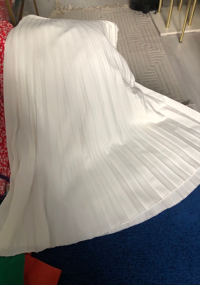 Beyaz Pilili Uzun Kadın Etek - Görsel 2