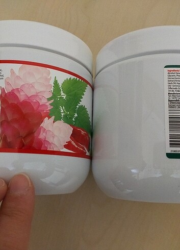 Farmasi Farmasi at kestanesi ve kırmızı biber balsamı