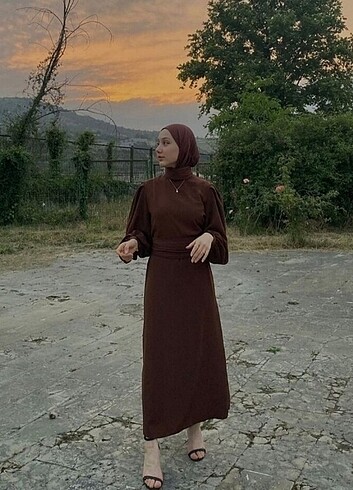 Birgül Bektaş elbise