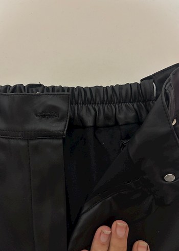 Siyah Deri Kadın Pantolon - Görsel 6