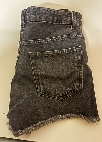 Düğmeli Siyah Mini Denim Şort - Görsel 4
