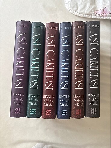 Asi Çakıltaşı serisi
