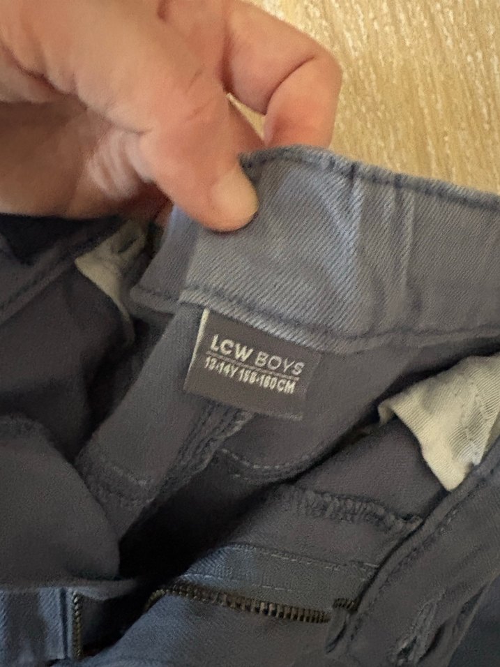 Erkek Çocuk Gri Rahat Kesim Kot Şort - Görsel 2