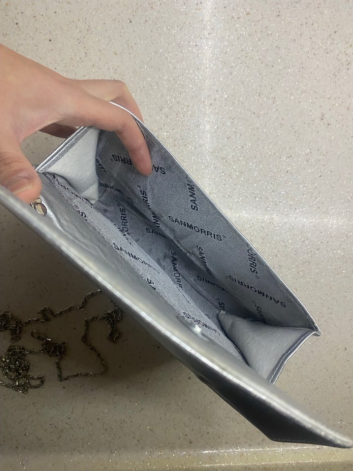 Zincir Detaylı Gri Gümüş Suni Deri Kadın Clutch Çanta - Görsel 3