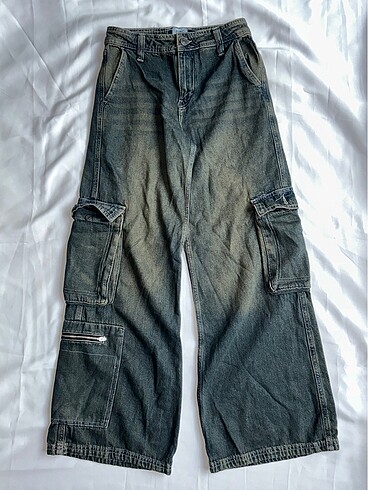 Urban Outfitters y2k kargo jean