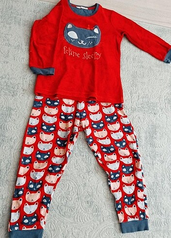 Çocuk pijama takımı