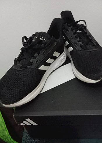 Beden Adidas Siyah Erkek Spor Ayakkabı Bağcıklı